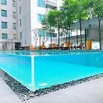 Mercu Summer Suites Klcc By Elite Suites